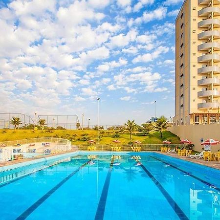 Hotel Golden Dolphin Resort - Flat No Decimo Andar Quarto Com Varanda Caldas Novas Bagian luar foto